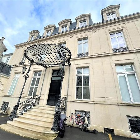 Aux Clefs Des Sacres - Dans Un Hotel Particulier Situe Rue Du Marc - Reims - Hyper Centre Forum Mairie Boulingrin Luaran gambar