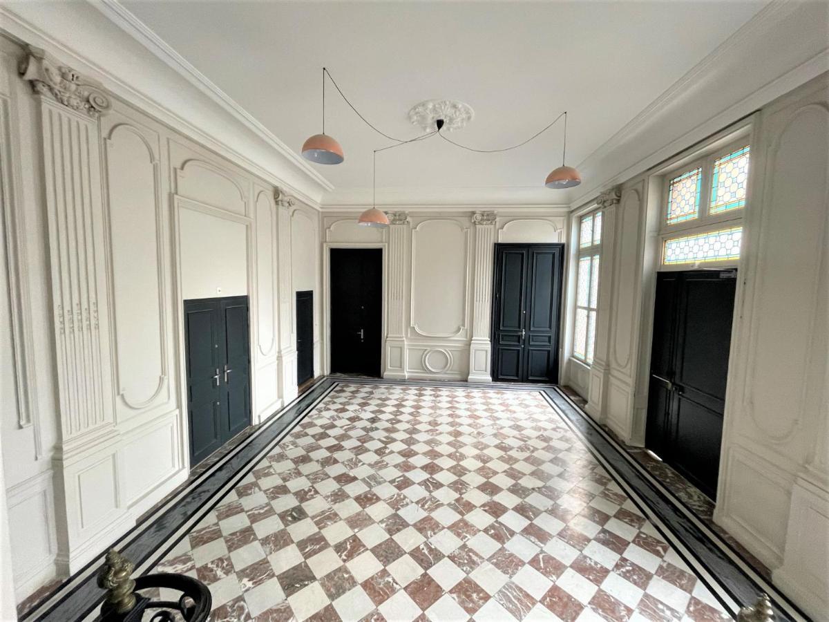 Aux Clefs Des Sacres - Dans Un Hotel Particulier Situe Rue Du Marc - Reims - Hyper Centre Forum Mairie Boulingrin Luaran gambar