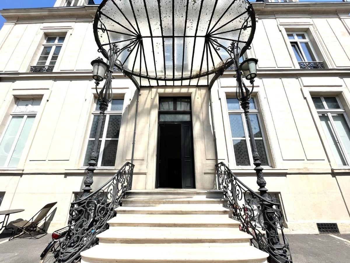 Aux Clefs Des Sacres - Dans Un Hotel Particulier Situe Rue Du Marc - Reims - Hyper Centre Forum Mairie Boulingrin Luaran gambar